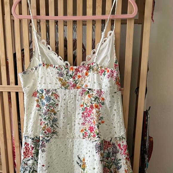 Farm Rio Delicate Forest Scarves Eyelet Asymmetrical Midi Dress off white , Larg - Picture 2 of 4